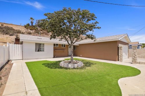 8018 Knollwood Rd, San Diego, CA 92114-6111
