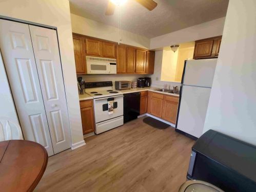 225 Fieldbrook Dr, Canonsburg PA  15317-9764 exterior