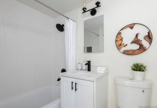 139 Gina Ave, El Cajon CA  92019-1930 exterior