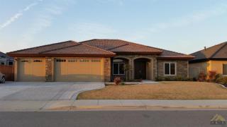 14810 Pams Way, Bakersfield, CA 93314-9040