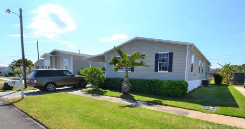 4206 Bobwhite Dr, Boynton Beach, FL 33436-2602