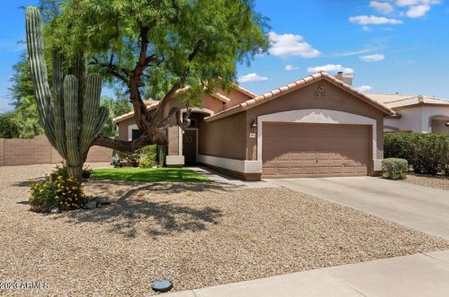297 Rock St, Gilbert, AZ 85234-1014
