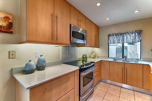 620 Black Walnut Way, La Habra CA  90631-5906 exterior