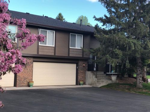 2862 Castleford Ct, Saint Paul, MN 55125-3416