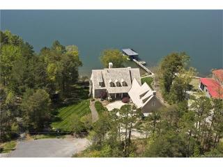 105 Strawpocket Ln, Mooresville, NC 28117-8603