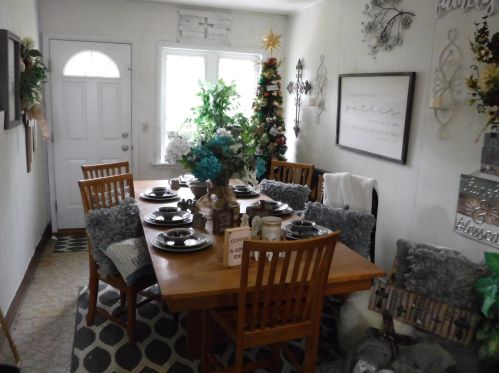 1448 Johnston Dr, Manitowoc, WI 54220-2148