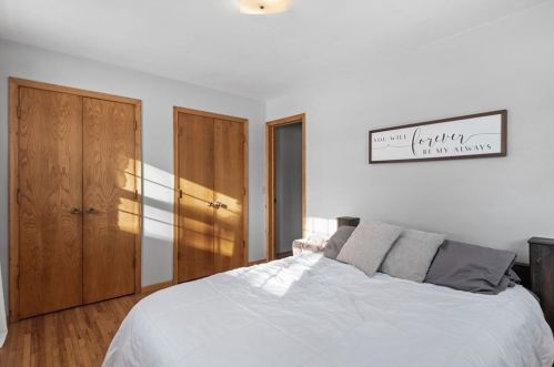 405 Seminole Ave, East Farmington WI  54020-8151 exterior