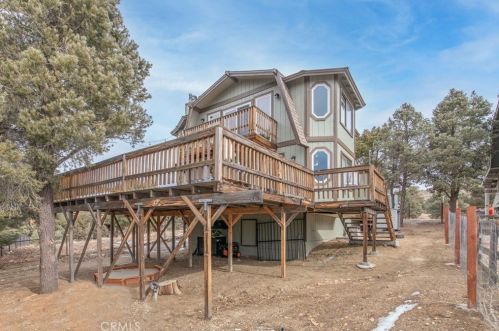 1526 Monte Vista Dr, Big Bear City CA  92314 exterior