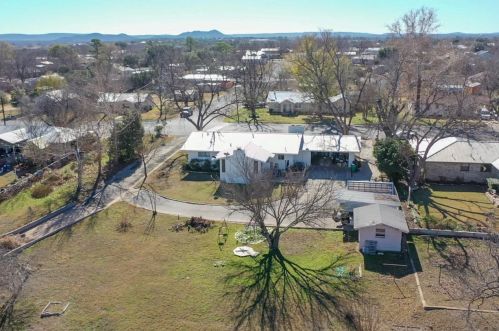 1107 Sandstone St, Sunrise Beach TX  78643-2426 exterior