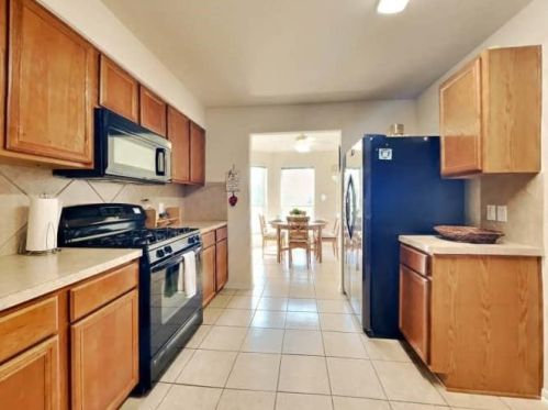 16841 Greenhouse St, Conroe TX  77385-6080 exterior