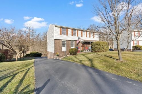 455 Malcolm Dr, Moon Twp, PA 15108-9614