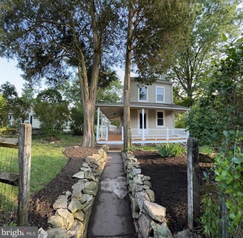 764 Lincoln Ave, Pottstown, PA 19464-4852