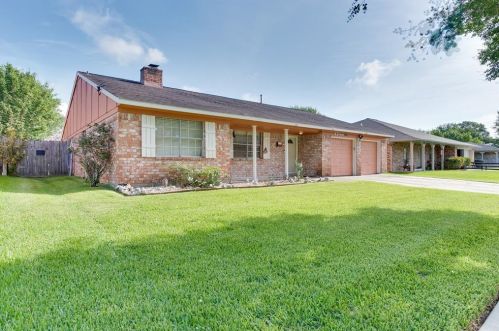 5218 Meadow Crest St, Morgans Point TX  77571-2817 exterior