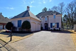 7275 Oakville Dr, Memphis, TN 38138-2070