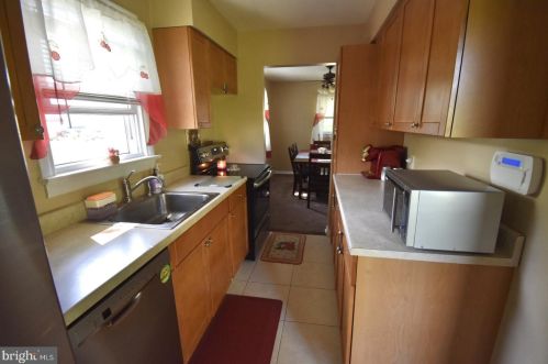 211 Platt Ave, North Hanover, NJ 08562-2319