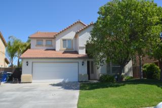 763 Valley Forge Dr, Hanford, CA 93230-7371
