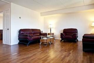 1251 Beacon St, Brookline MA  02446-5202 exterior