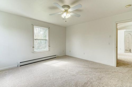 159 Azalea Dr, Groton CT  06340-4126 exterior