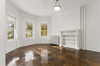 2117 Glenwood Rd, Brooklyn, NY 11210-1049