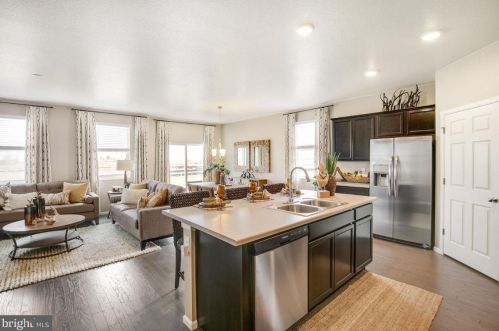 17472 Jackson Dr, Bowling Green VA  22427-9329 exterior