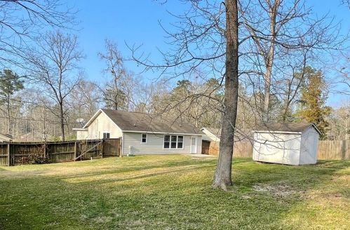10424 Royal Andrews Dr, Conroe, TX 77303-2600