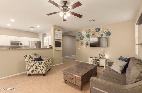 4292 Shady Ct, Gilbert, AZ 85297-9698