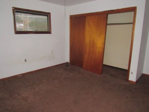 2216 2 St, South Connellsville PA  15425-5313 exterior