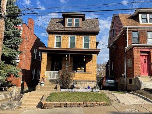64 Maytide St, Pittsburgh, PA 15227-2042