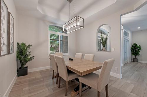 162 Palmetto Dunes Cir, Naples FL  34113-7554 exterior