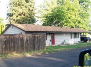 913 30th Ave, Yakima, WA 98902-1004