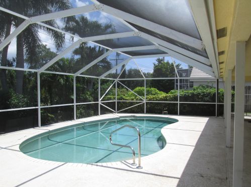 3879 Jonathans Way, Boynton Beach FL  33436-8524 exterior