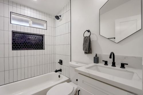 6265 Lk Alamor Ave, San Diego CA 92119-3407 exterior