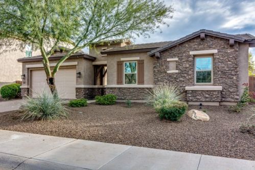 2873 Longhorn Dr, Gilbert, AZ 85297-2136