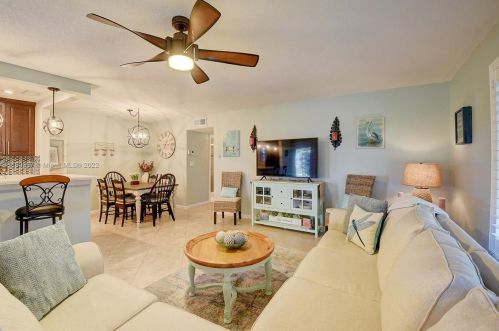300 High Point Blvd, Delray Beach, FL 33445-3312