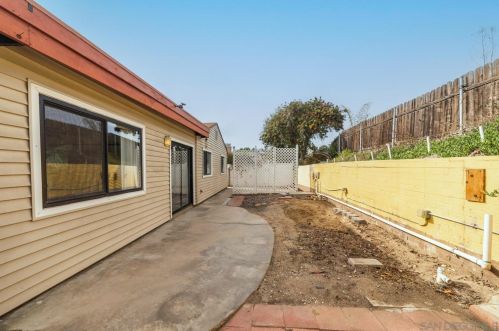 4324 El Cedro Ct, San Diego CA 92154-2632 exterior