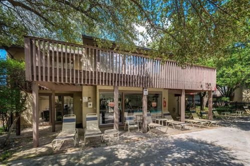 4567 O Connor Rd, Irving TX  75062-3794 exterior