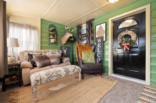 1431 Avon St, La Crosse, WI 54603-2406