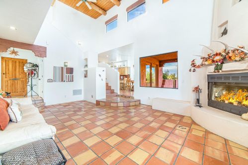 2620 Camino De Oeste, Tucson AZ 85746-9092 exterior