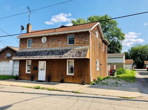 413 15th St, Beaver Falls PA  15010-4148 exterior