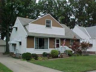 24101 Hartland Dr, Cleveland, OH 44123-2206
