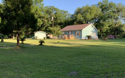 15504 58th Ter, Dowling Park, FL 32060-8110
