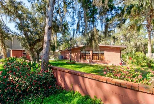 5655 Palm Ave, Daytona Beach FL 32117-3344 exterior