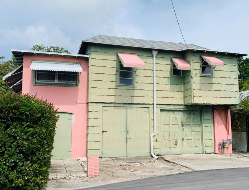3716 Morton Ave, West Palm Beach, FL 33405-2215