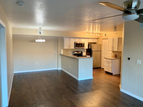 121 Palm Dr, Fort Pierce, FL 34986-1789