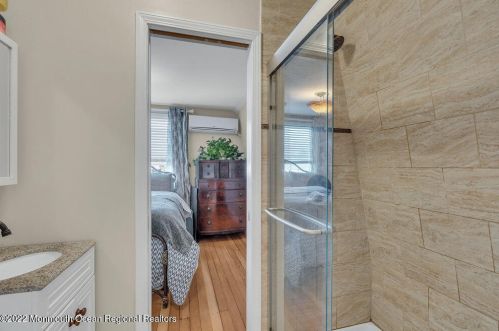 57 Barberie Ave, Monmouth Hills NJ  07732-1518 exterior