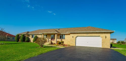 13282 Lincoln St, Crown Point, IN 46307-9049