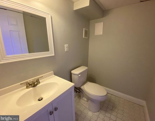 105 Tall Pines Ave, Locust Grove VA  22508-5204 exterior