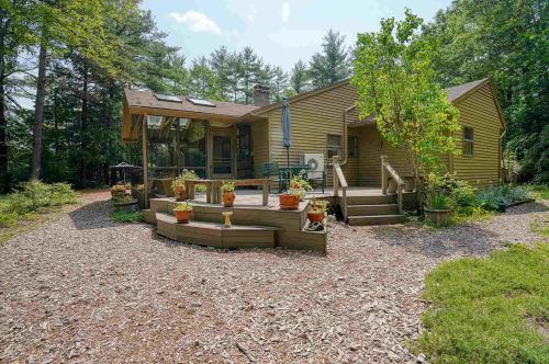20 Lapham Ln, Rindge NH  03461-5808 exterior