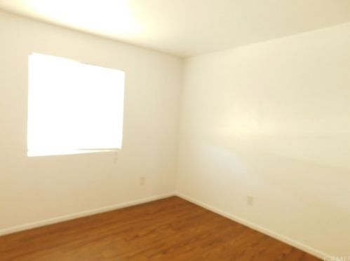 43528 32nd St, Lancaster CA  93535-4958 exterior