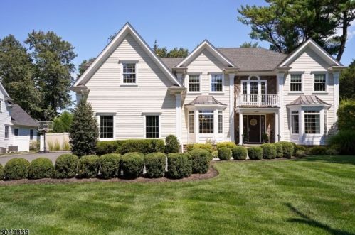 372 Shunpike Rd, Chatham Township, NJ 07928-1659